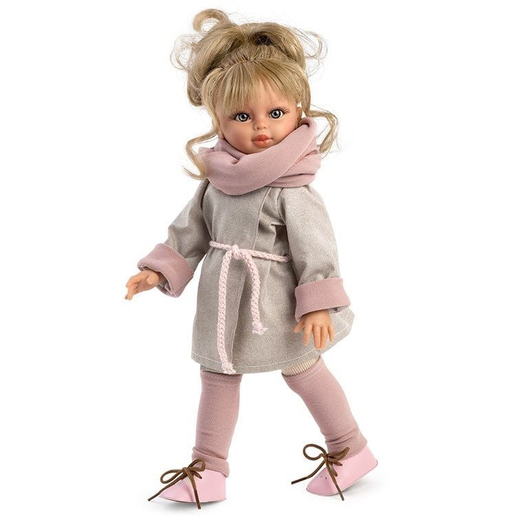 https://magicashop.ro/images/thumbs/0024062_papusa-sabrina-blonda-cu-hainuta-si-fular-roz-40cm.jpeg