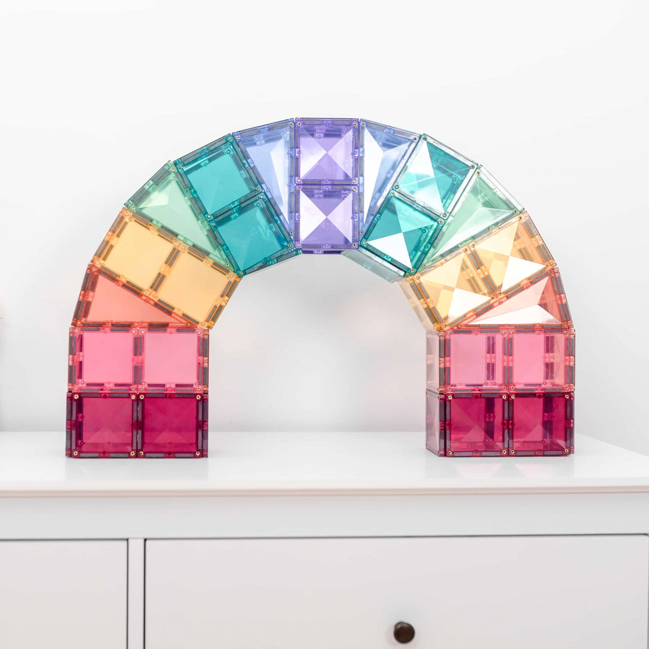 https://magicashop.ro/images/thumbs/0024595_magnetic-tiles-set-constructie-magnetic-120-piese-pastel-creativitate.jpeg